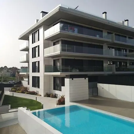 דירה En Edificio Nuevo Con Piscina פורטונובו