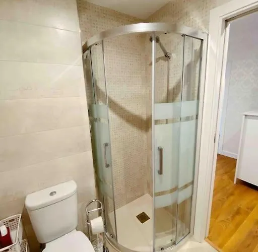 En Edificio Nuevo Con Piscina Appartement *